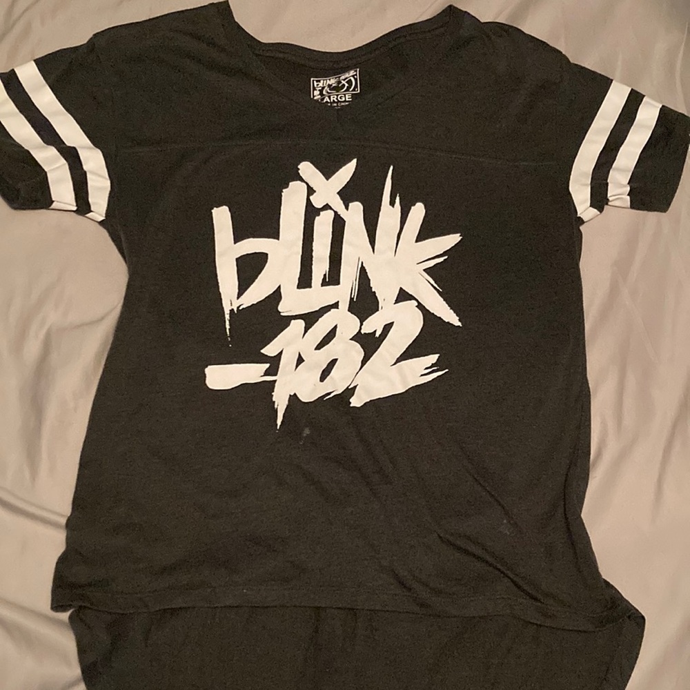 Blink-182 baseball tee